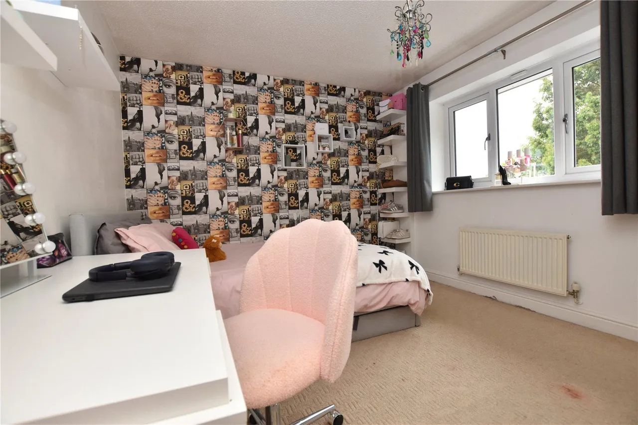 Shire Road, Morley, LS27, photo 25