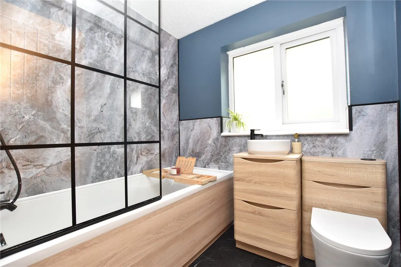 Shire Road, Morley, LS27, photo 9