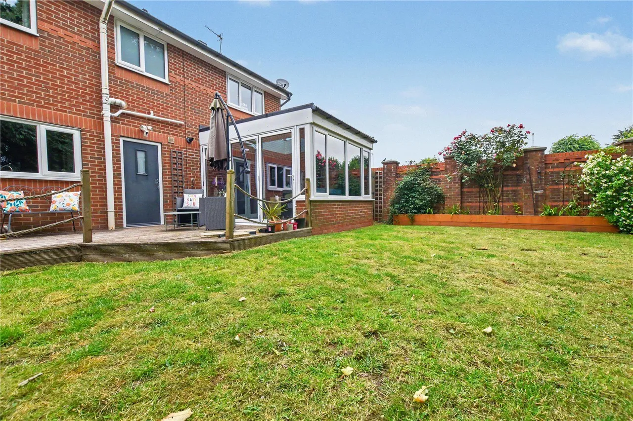 Shire Road, Morley, LS27, photo 32