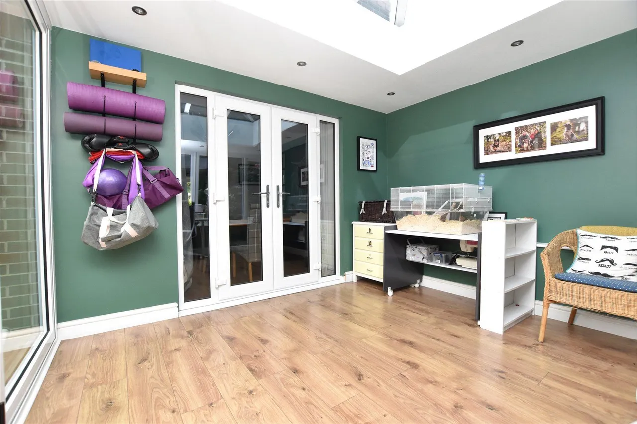 Shire Road, Morley, LS27, photo 21