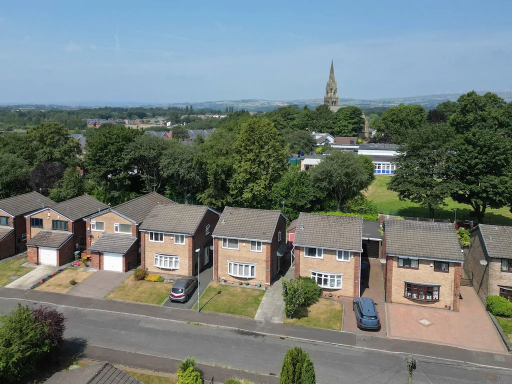 Bates Close, Rochdale OL11 2TU, photo 21