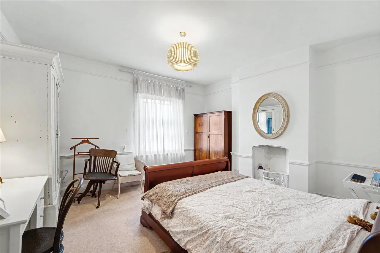 Church Street, Hampton, TW12, photo 13