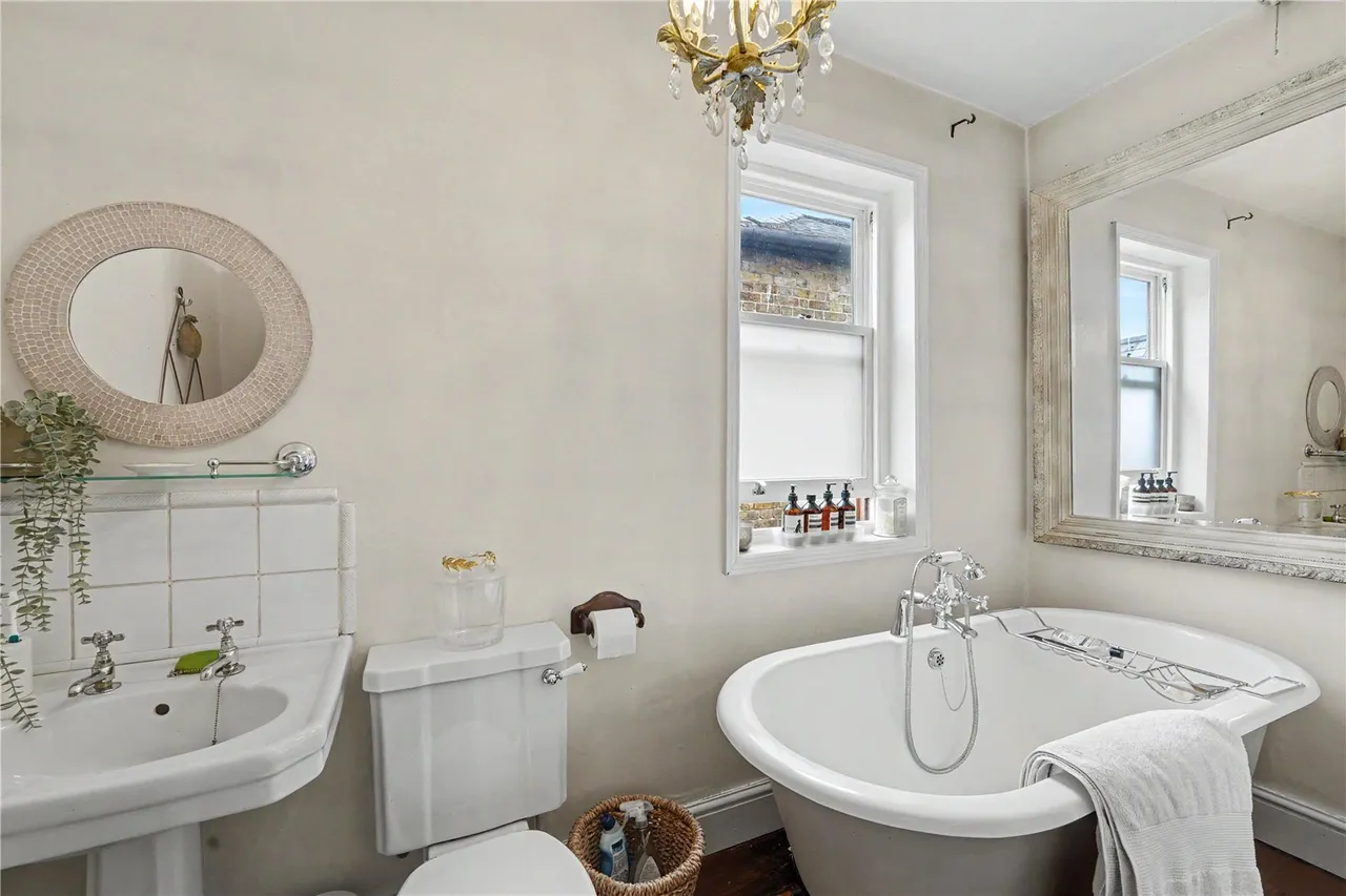 Church Street, Hampton, TW12, photo 19