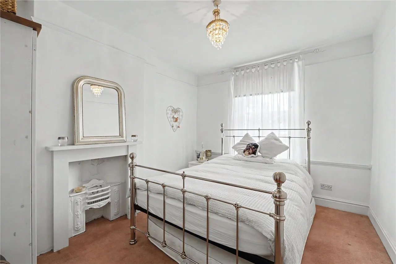 Church Street, Hampton, TW12, photo 16
