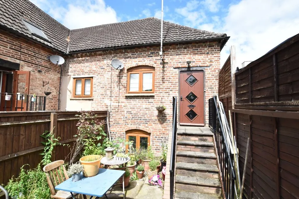 2 bed house for sale, Coopers Lane, Evesham, WR11