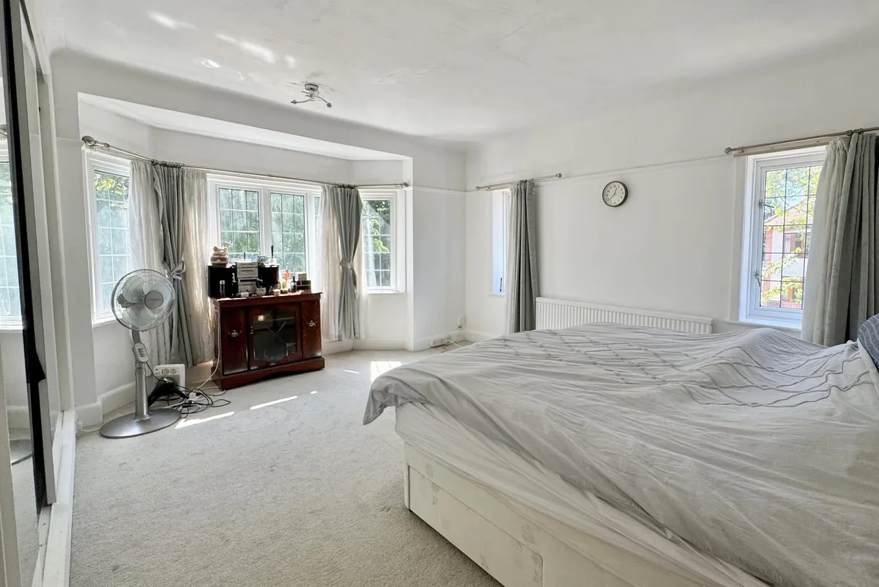 Thistlebarrow Road, BH7, photo 12
