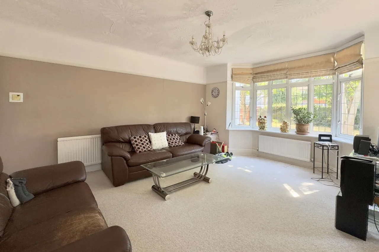 Thistlebarrow Road, BH7, photo 9