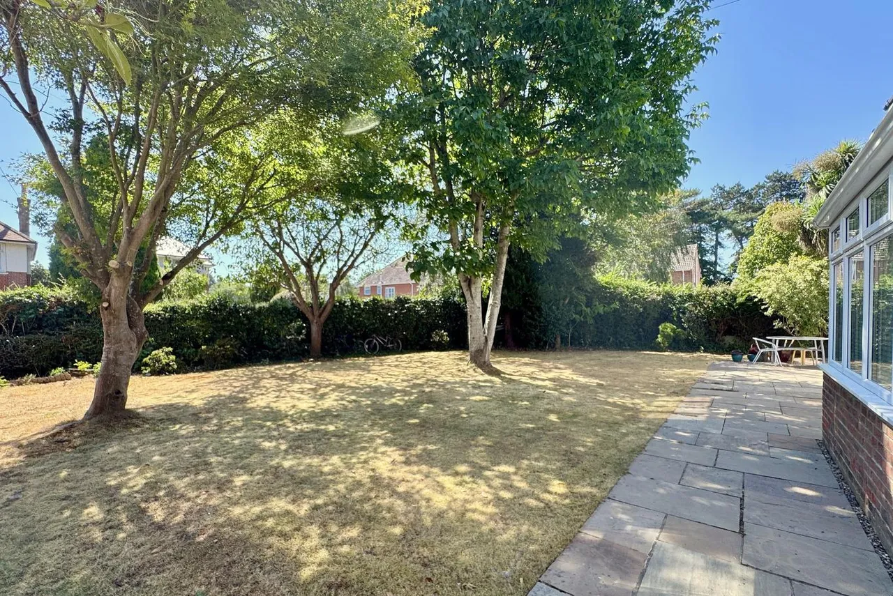 Thistlebarrow Road, BH7, photo 21