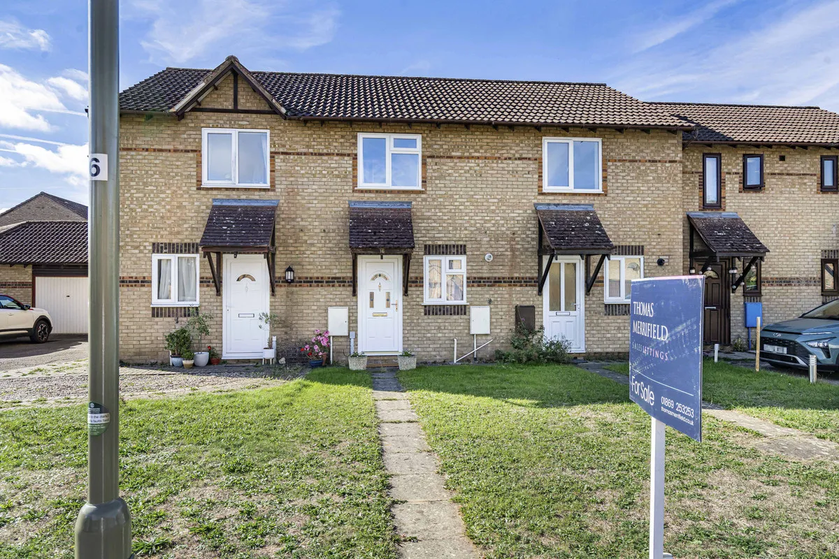 2 bed property for sale, Hornbeam Road, Bicester