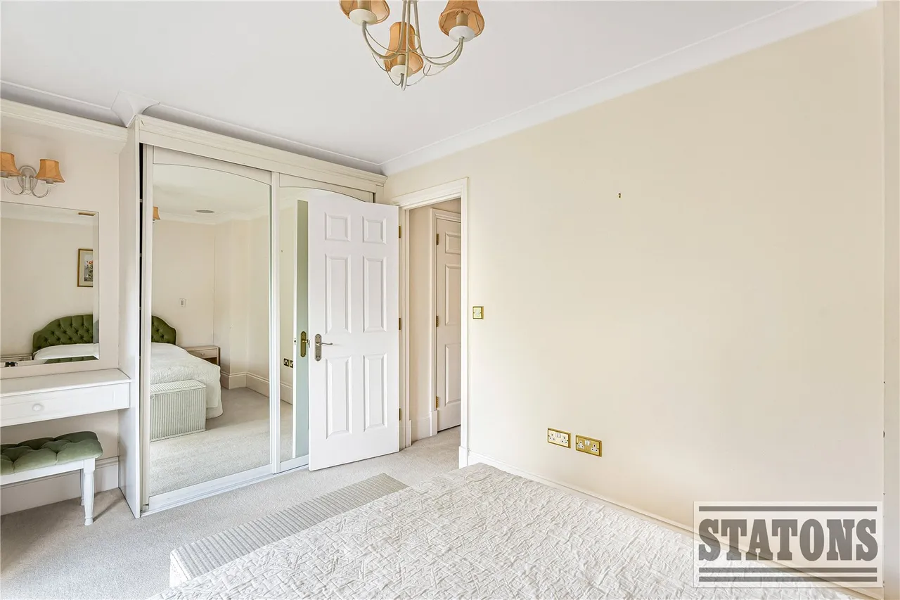 Games Road, Barnet, EN4 9HX, photo 19