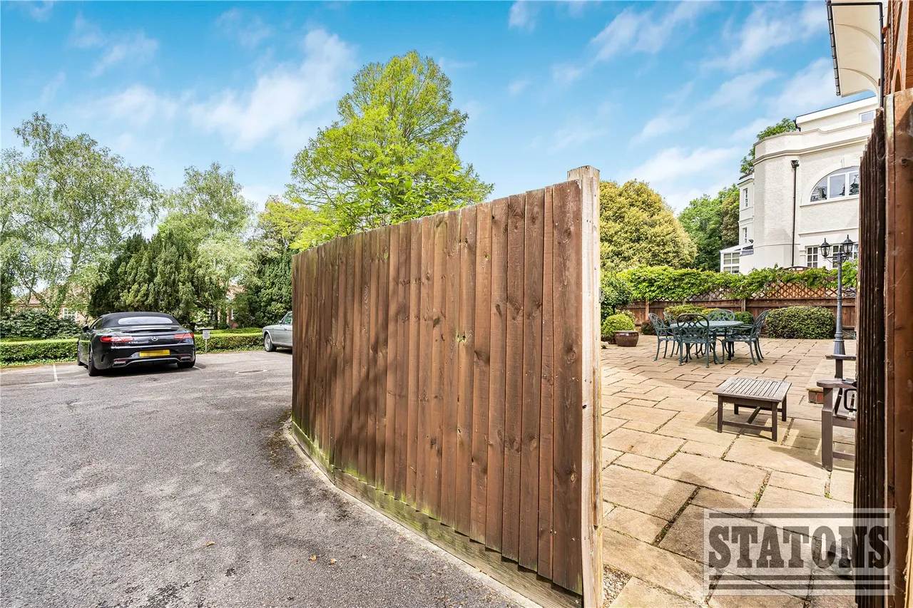 Games Road, Barnet, EN4 9HX, photo 24