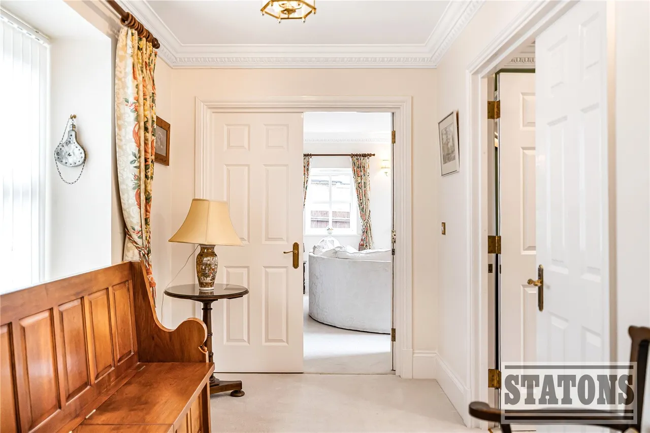 Games Road, Barnet, EN4 9HX, photo 4