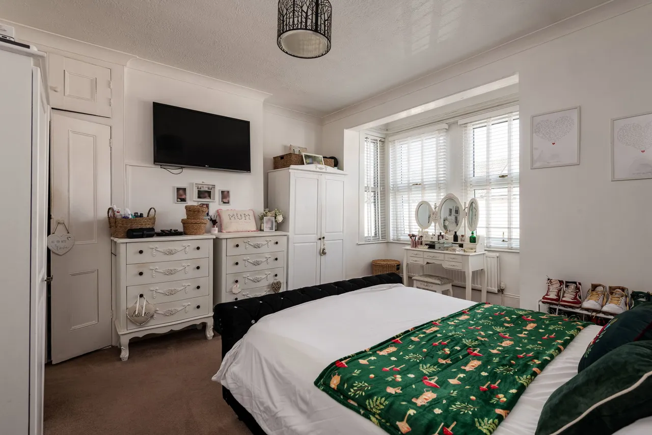Galway Road, Sheerness, ME12, photo 11