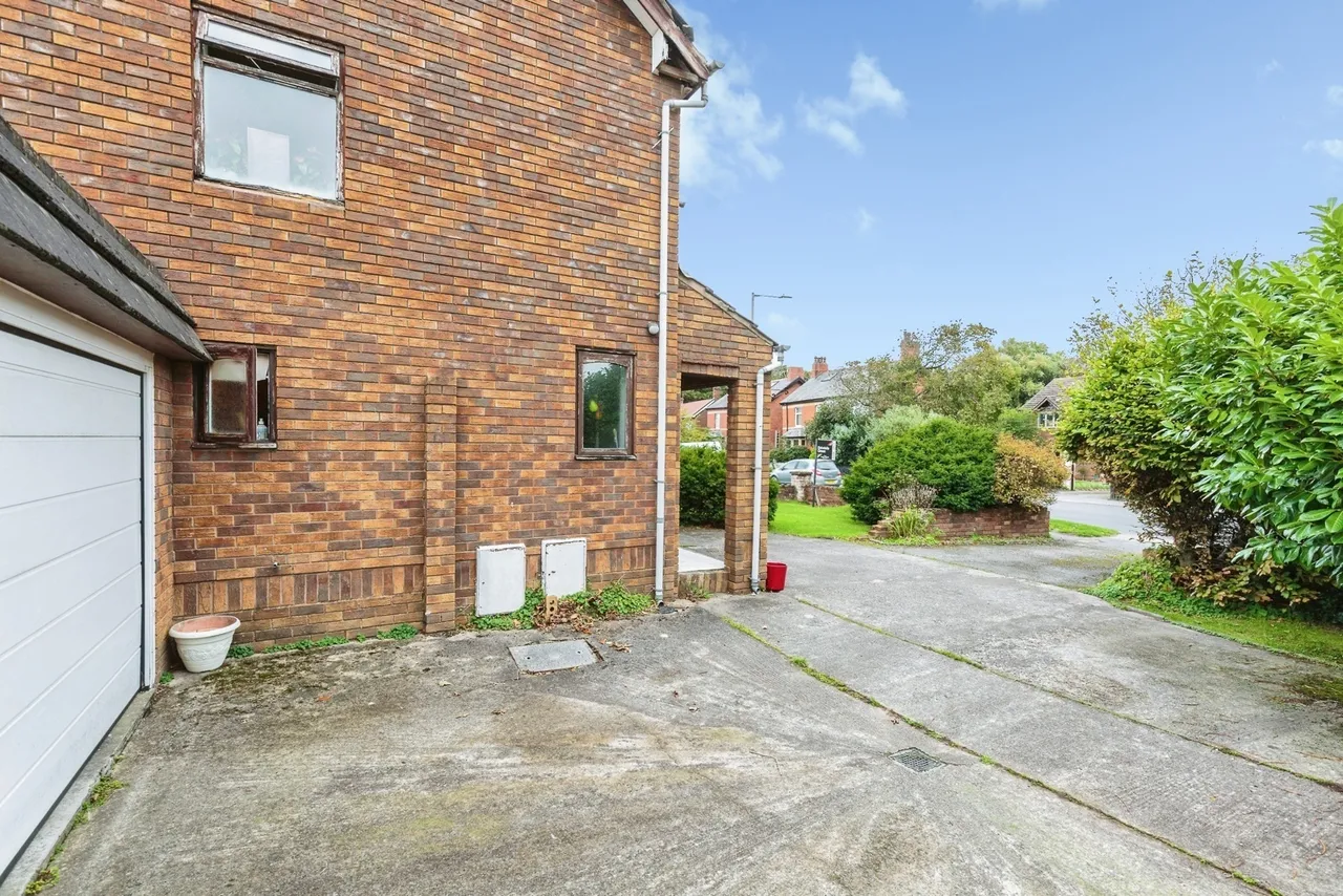 Heyhouses Lane, Lytham St. Annes, FY8, photo 22