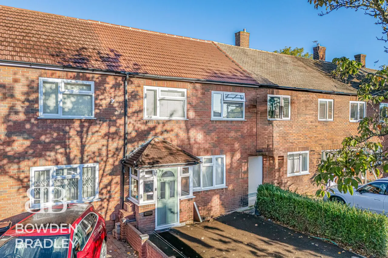 New North Road, Hainault, IG6, photo 51