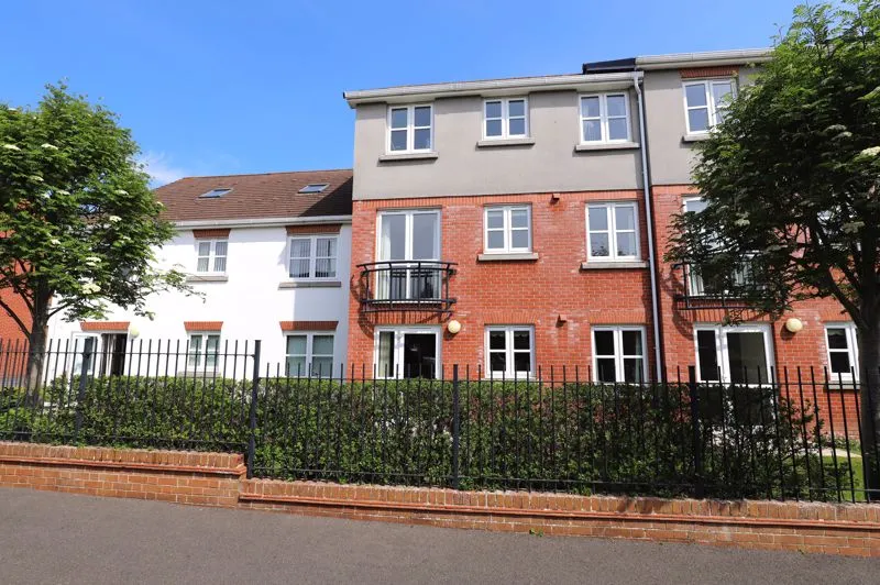 1 bed flat for sale — Butts Road, Exeter