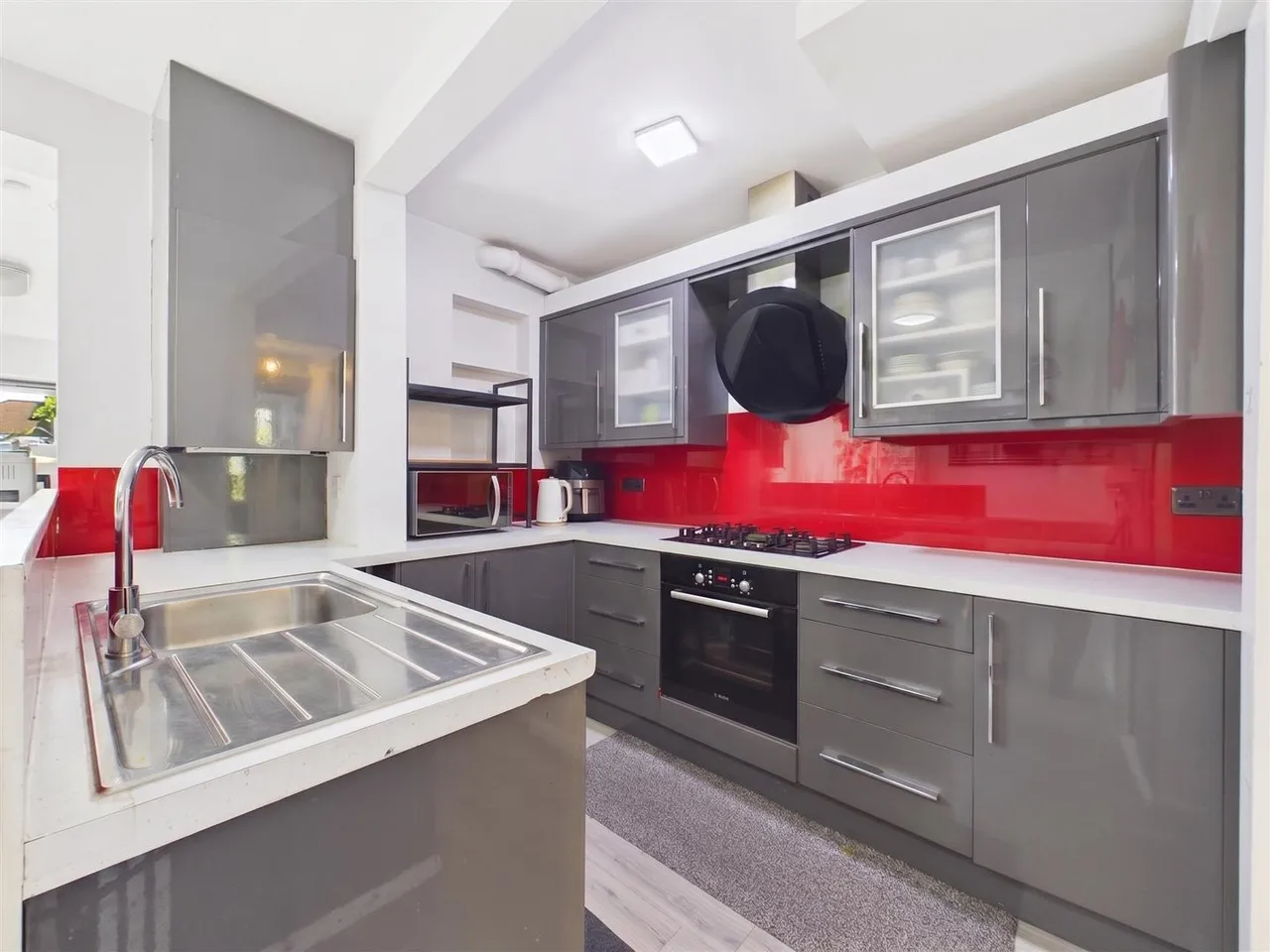 Gonville Crescent, Northolt, UB5 4SJ, photo 5