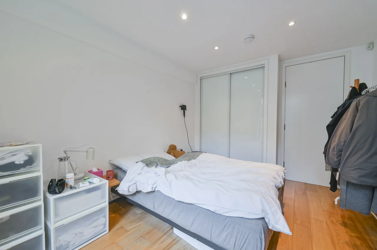 Flat 5, Lionswood, 349 Caledonian Road, London, photo 4