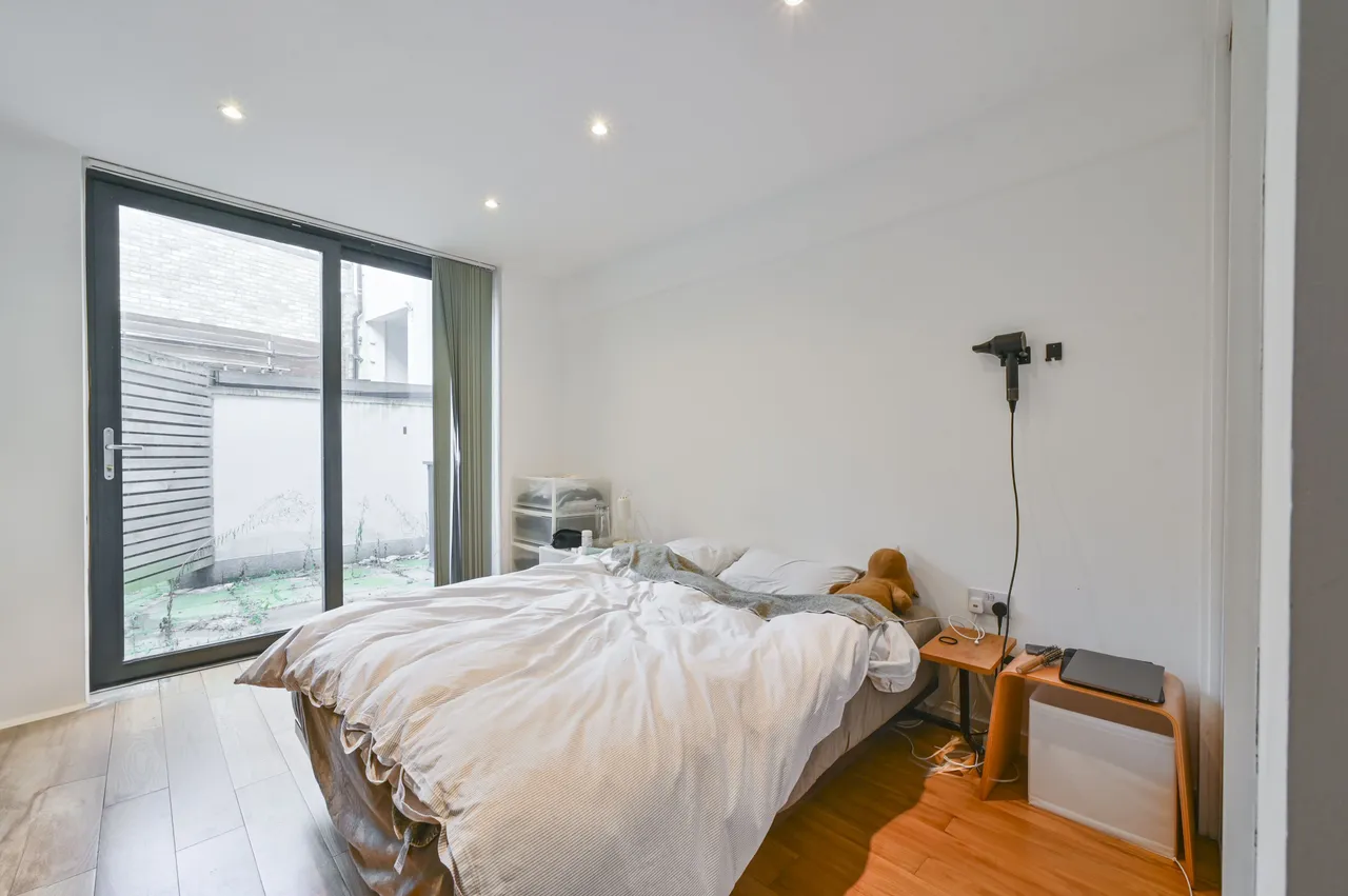 Flat 5, Lionswood, 349 Caledonian Road, London, photo 3