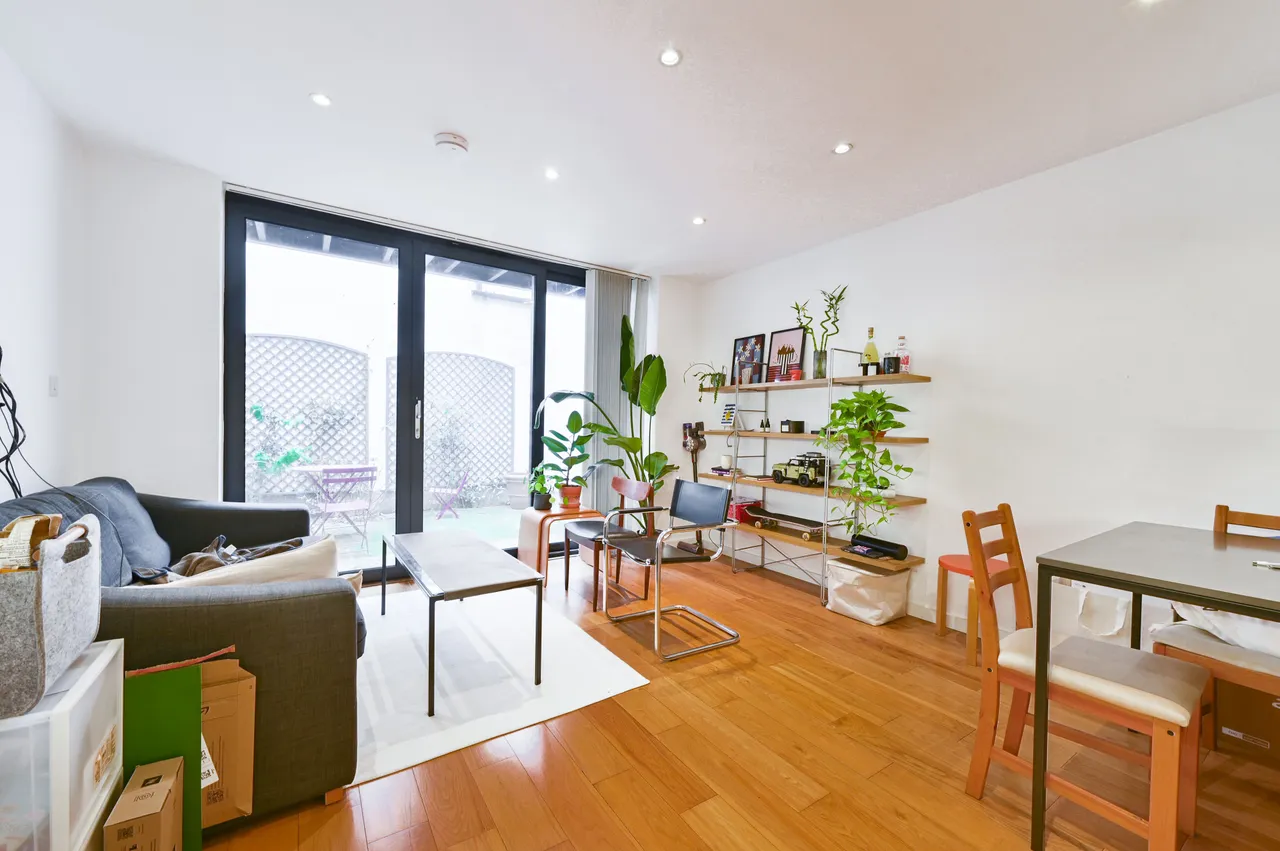 Flat 5, Lionswood, 349 Caledonian Road, London, photo 11