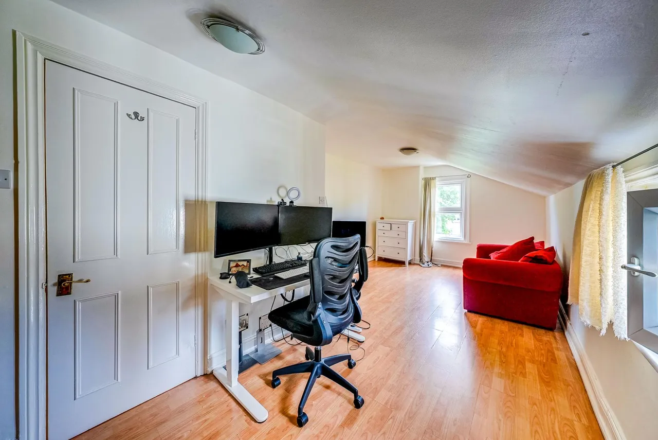Borthwick Road, London, E15, photo 20