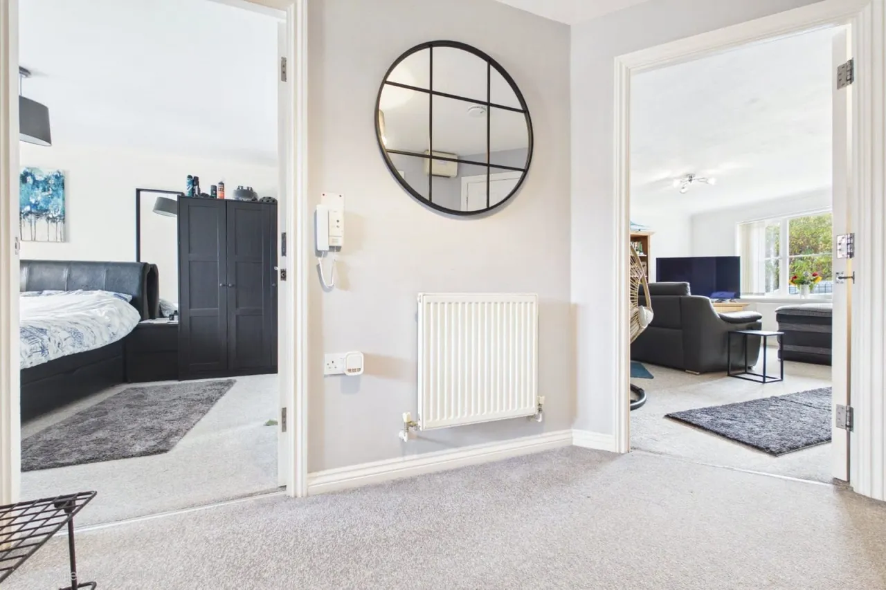 St. Michaels Road, Newbury, RG14, photo 9