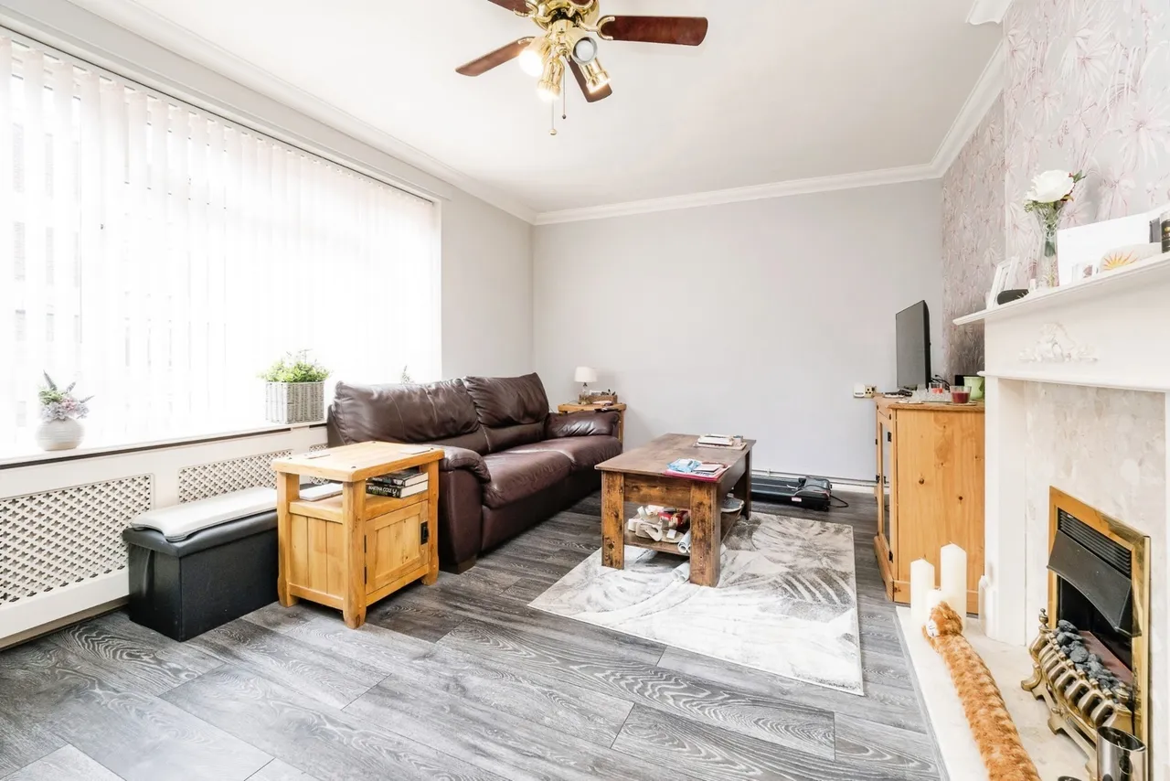Diban Court, Diban Avenue, Hornchurch, RM12, photo 7