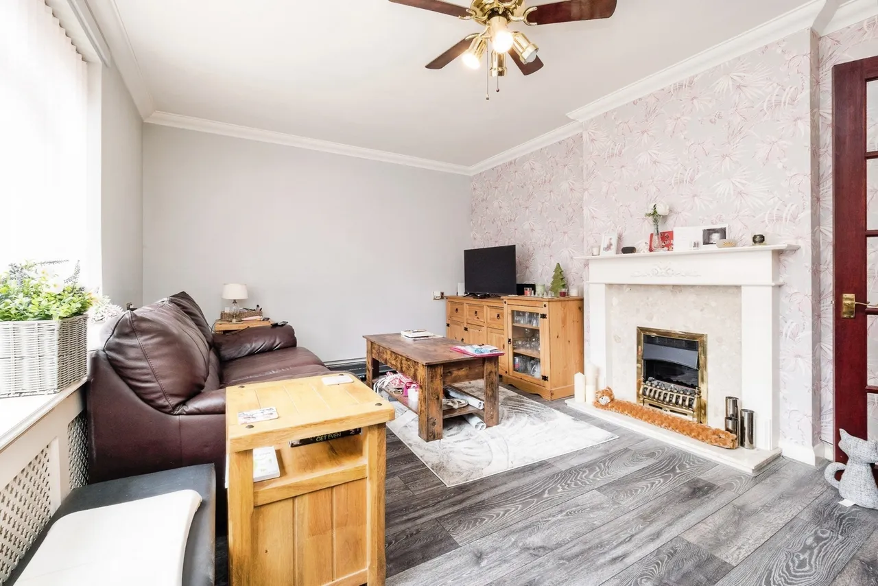 Diban Court, Diban Avenue, Hornchurch, RM12, photo 5