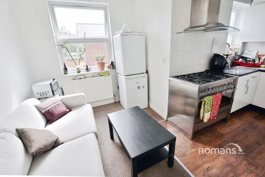 Hinton Road, Uxbridge, UB8, photo 5