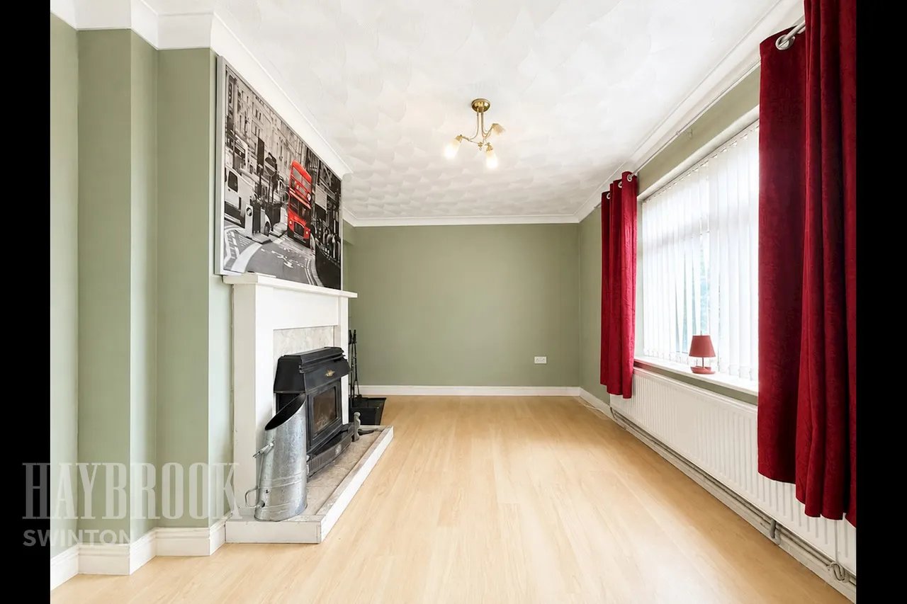 Reader Crescent, Mexborough, photo 2
