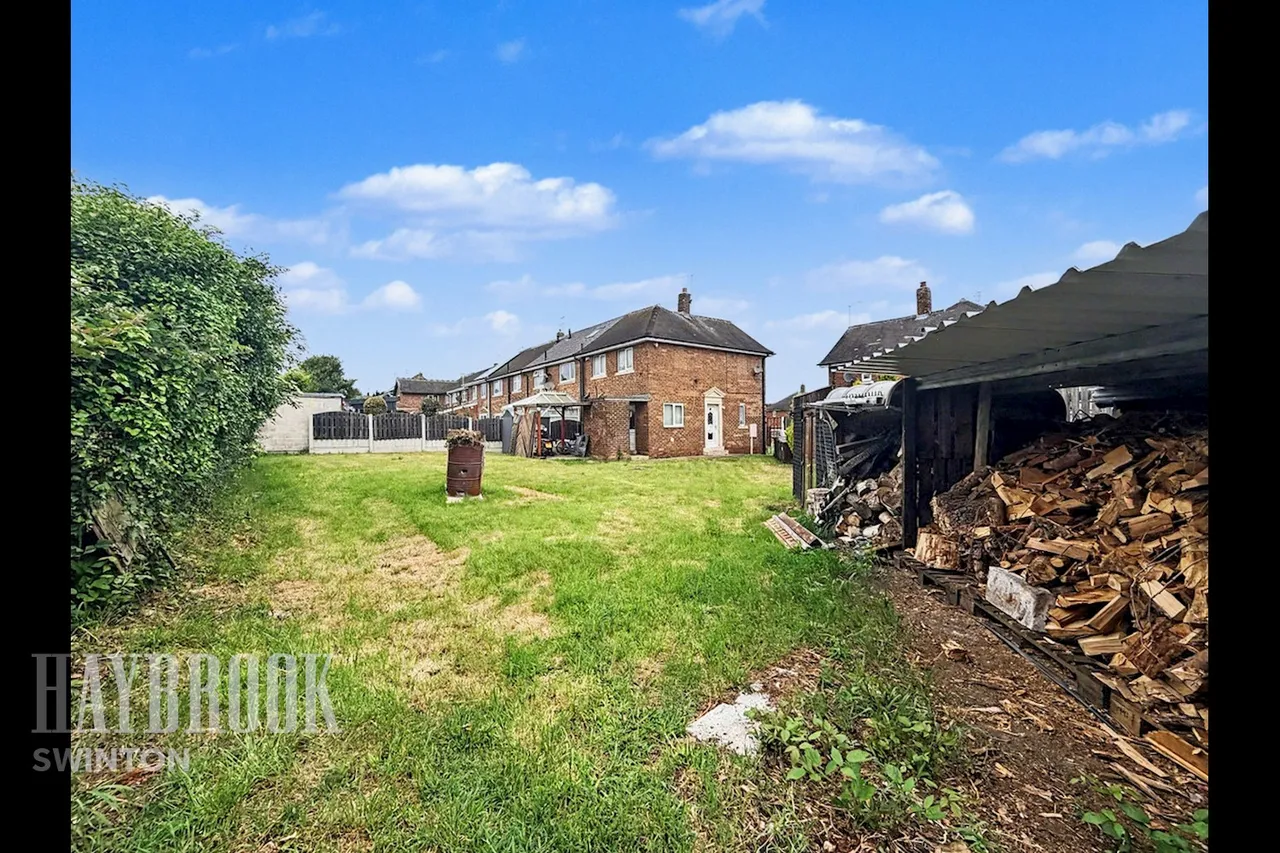Reader Crescent, Mexborough, photo 12