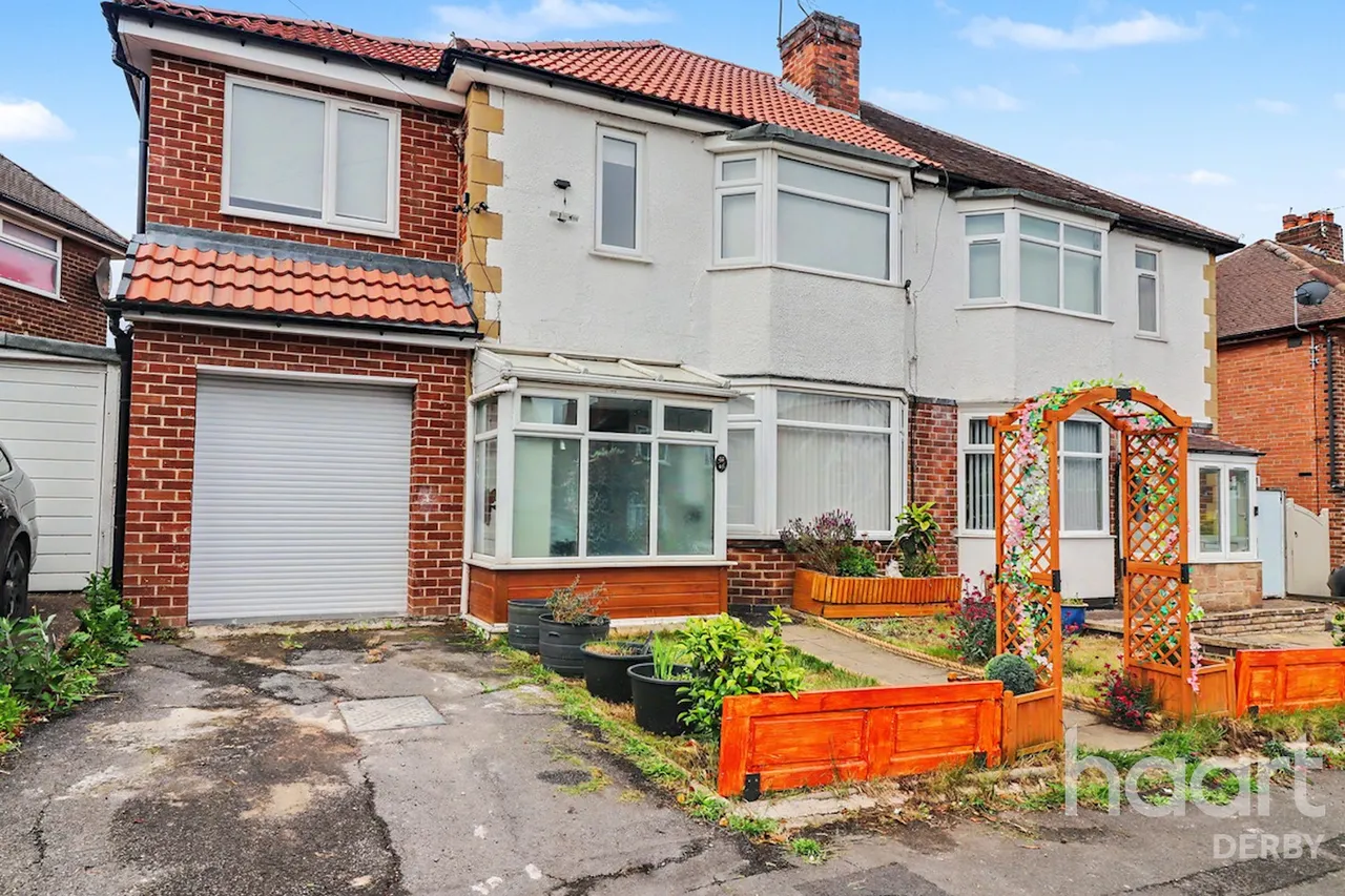 5 bed house for sale, Melton Avenue, Littleover, DE23