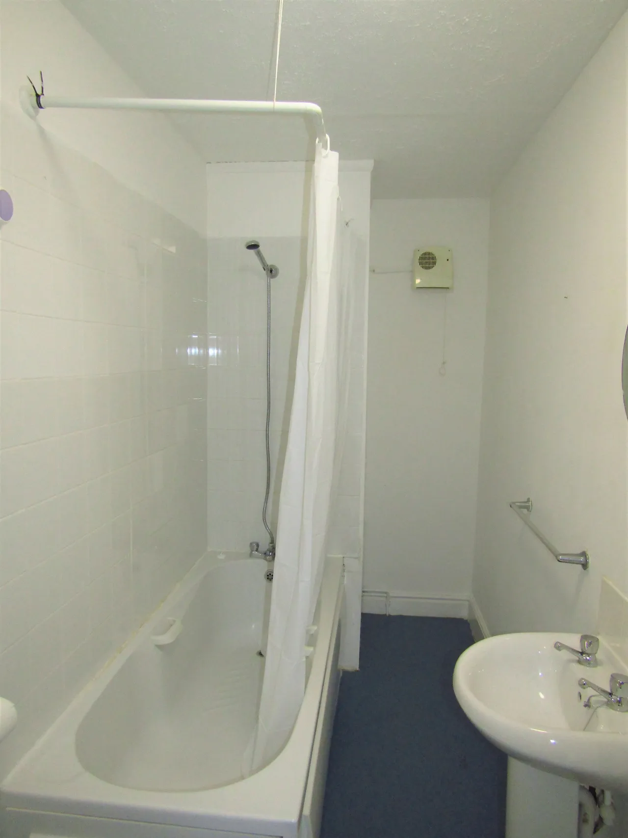 Russell Road, Felixstowe, Suffolk, IP11 2BD, photo 12