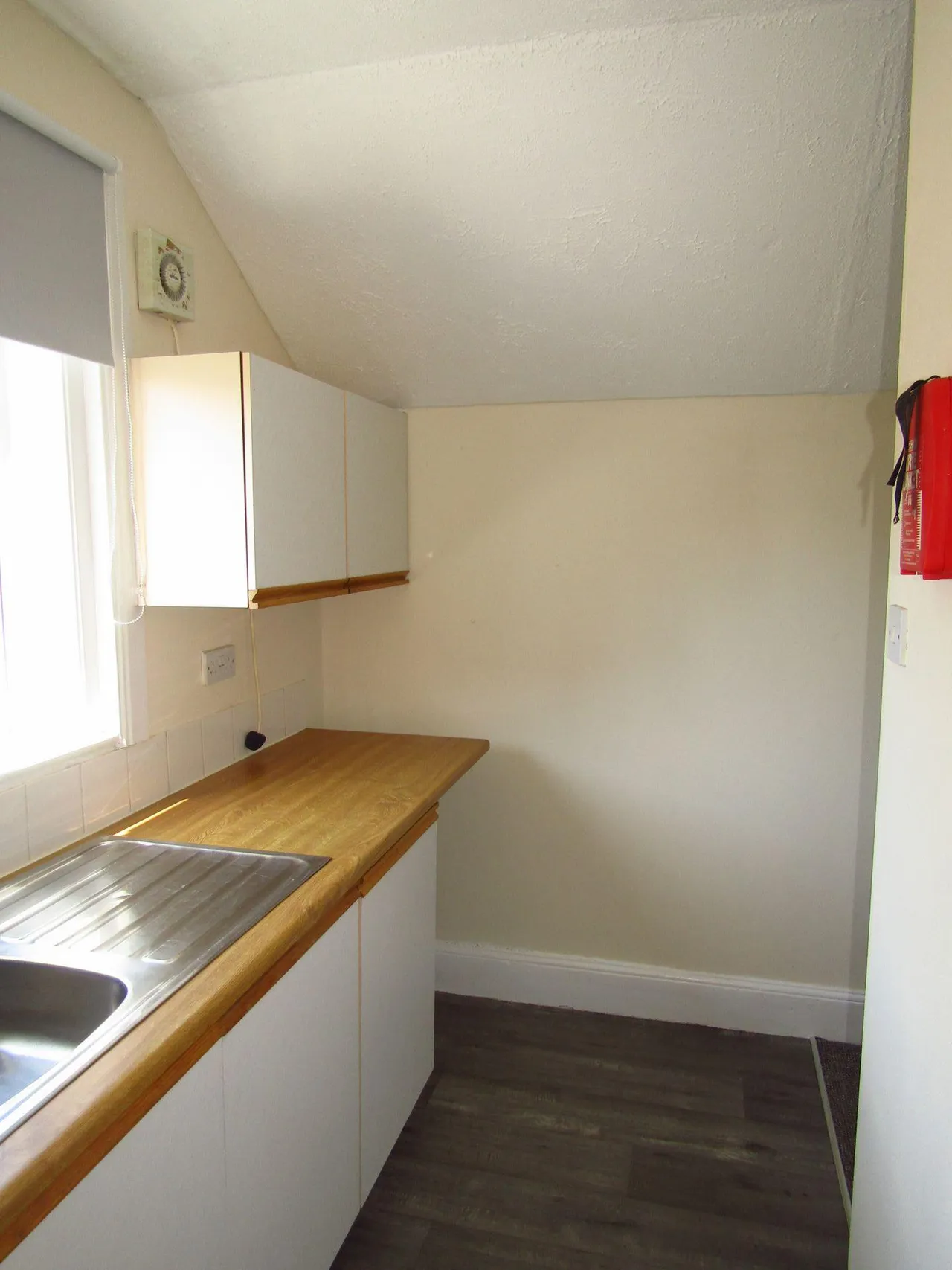 Russell Road, Felixstowe, Suffolk, IP11 2BD, photo 10