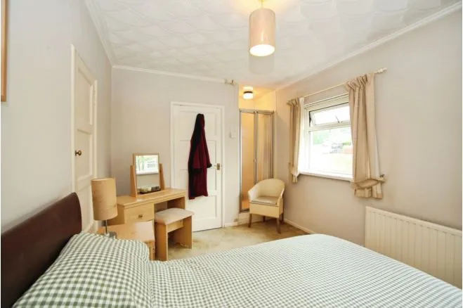 Dynea Road, Pontypridd, photo 10