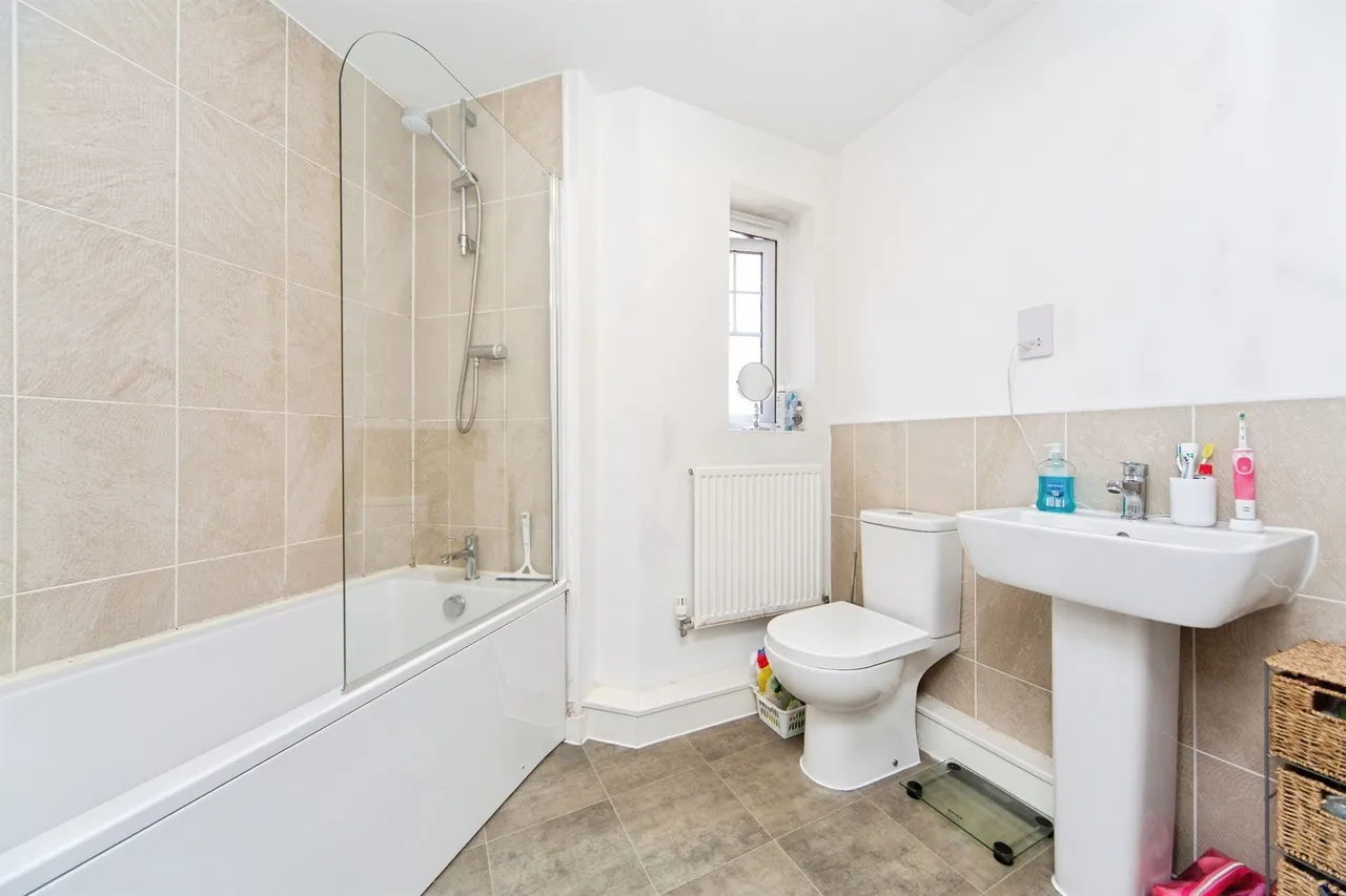 Lamprey Road, Ellesmere Port, CH66, photo 16