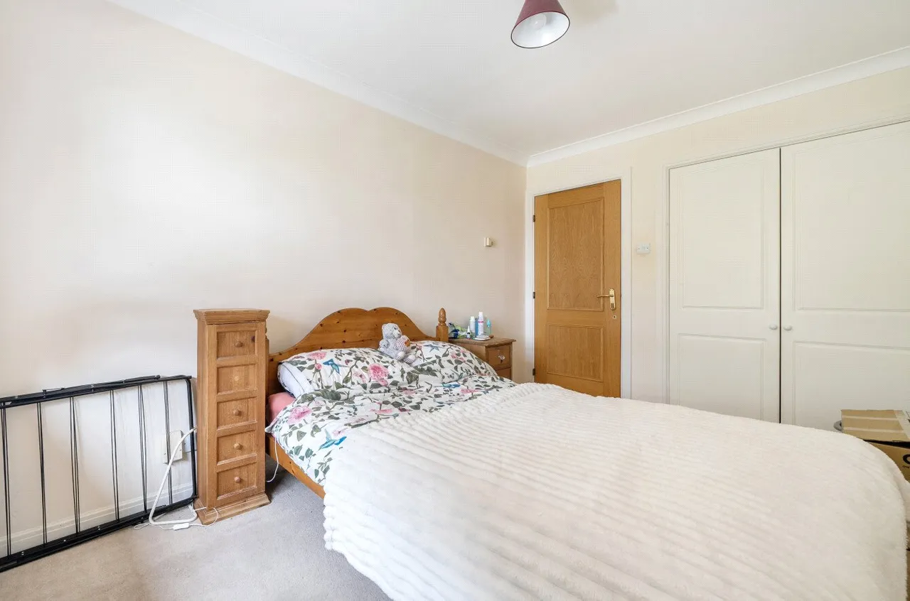 Montague Close, Wokingham, RG40, photo 14