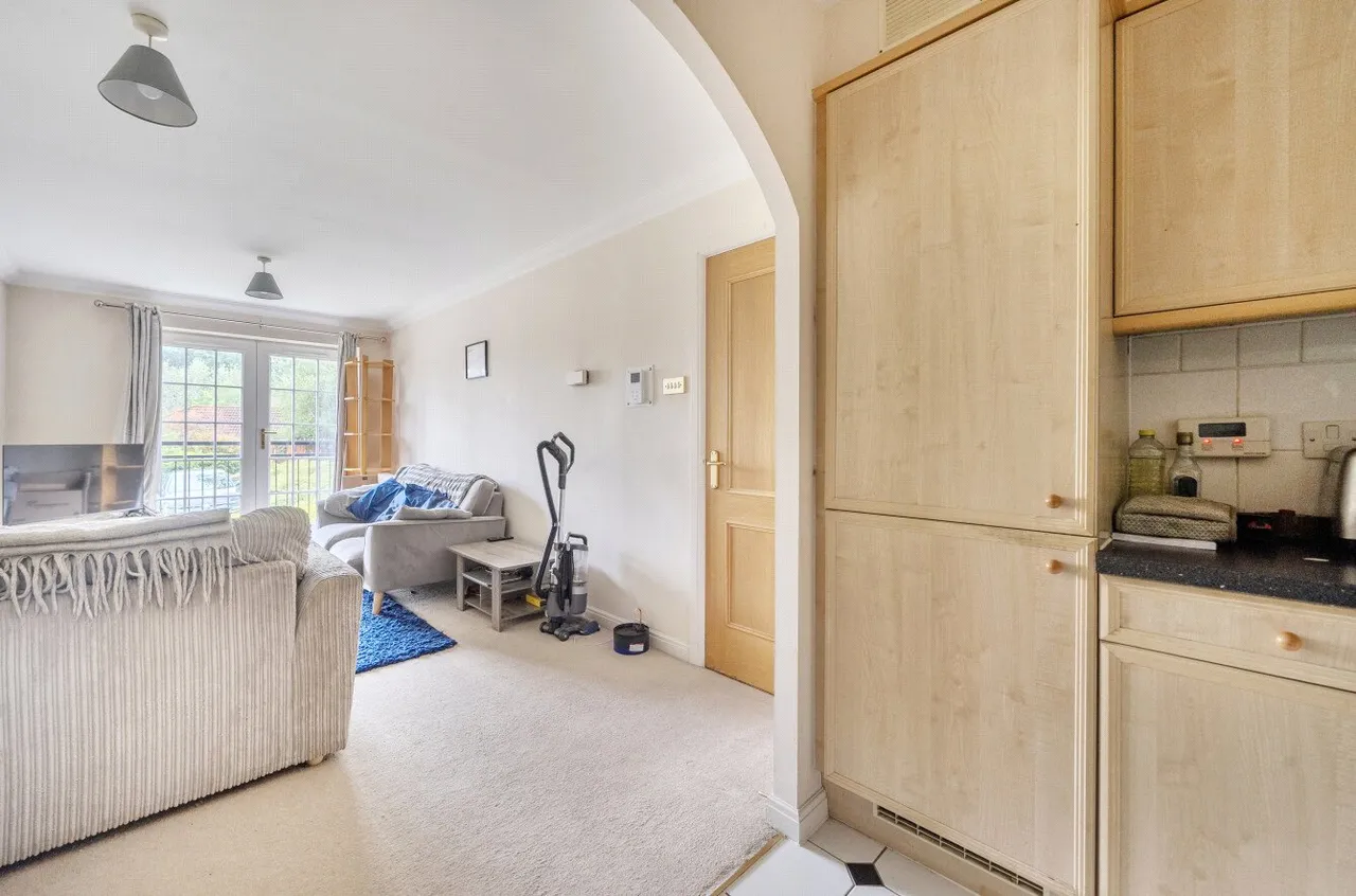 Montague Close, Wokingham, RG40, photo 8