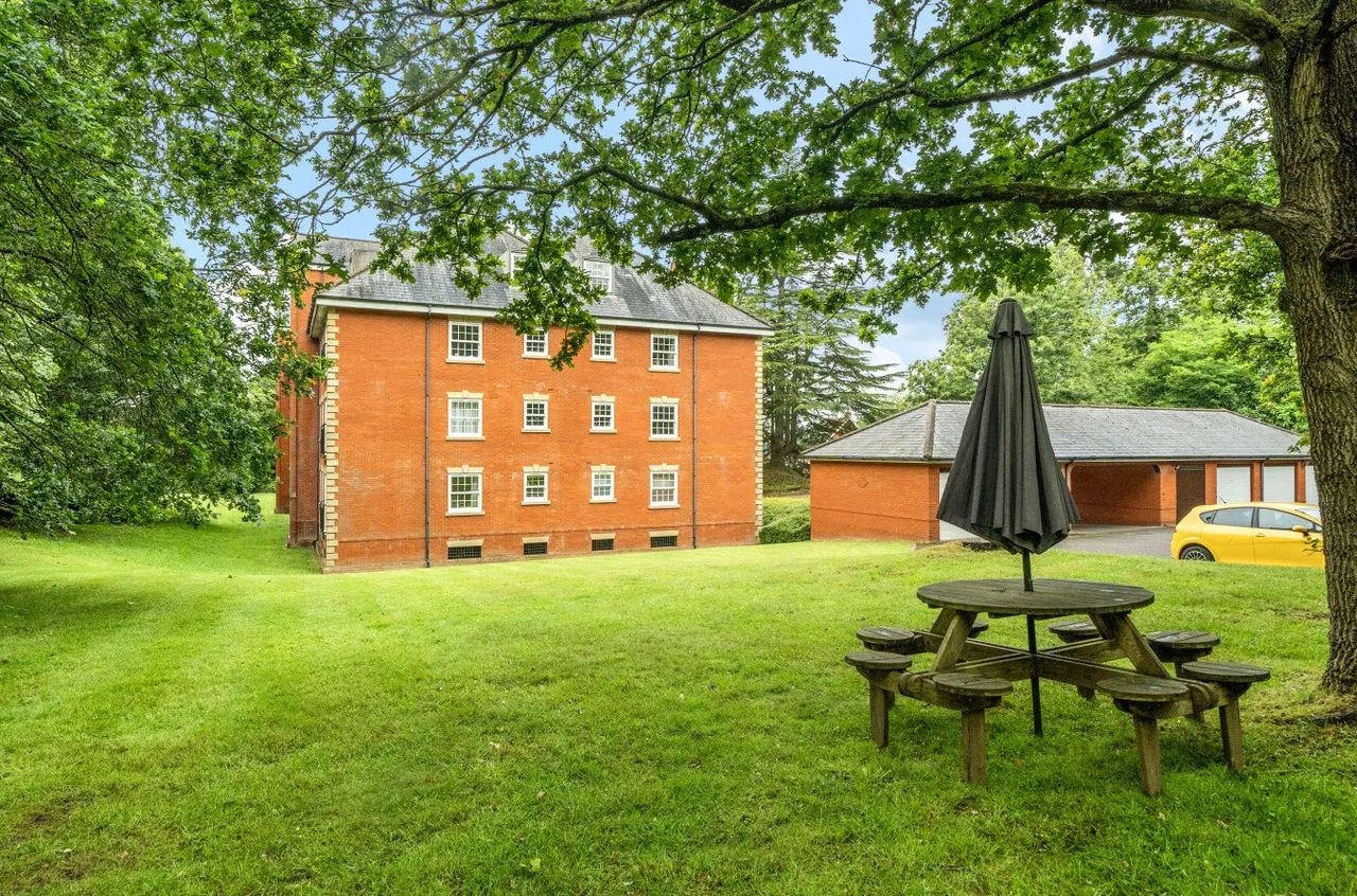 Montague Close, Wokingham, RG40, photo 22