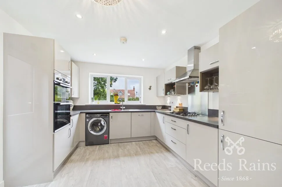 Brickfield Place, Leyland, Lancashire, PR25, photo 4