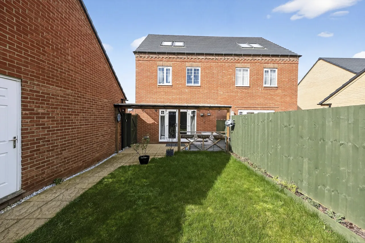Port Line Road, Brooklands, MK10, photo 17