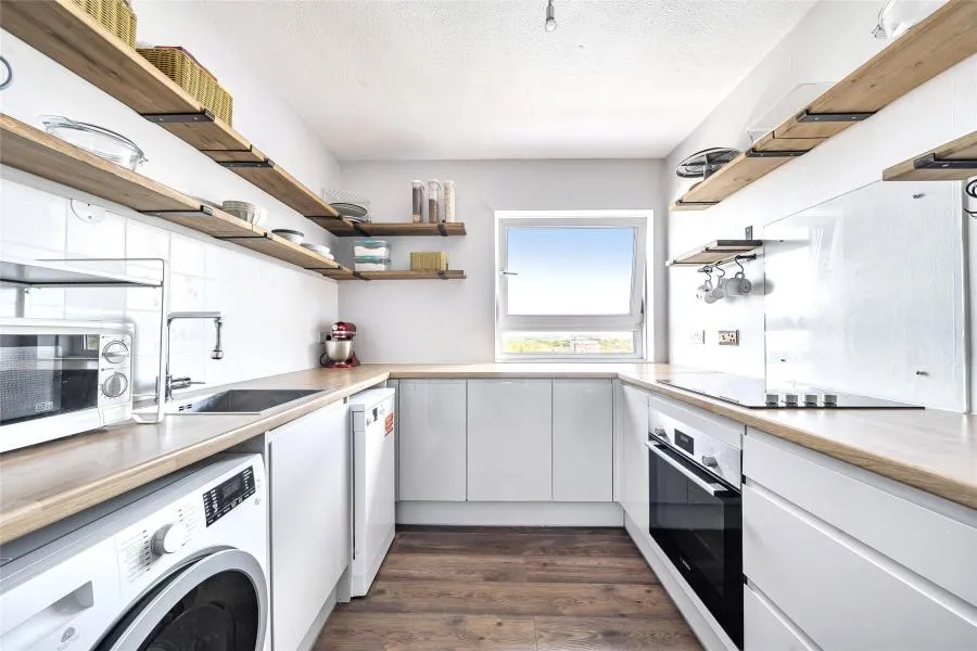 Clarendon Road, Wallington, SM6, photo 2