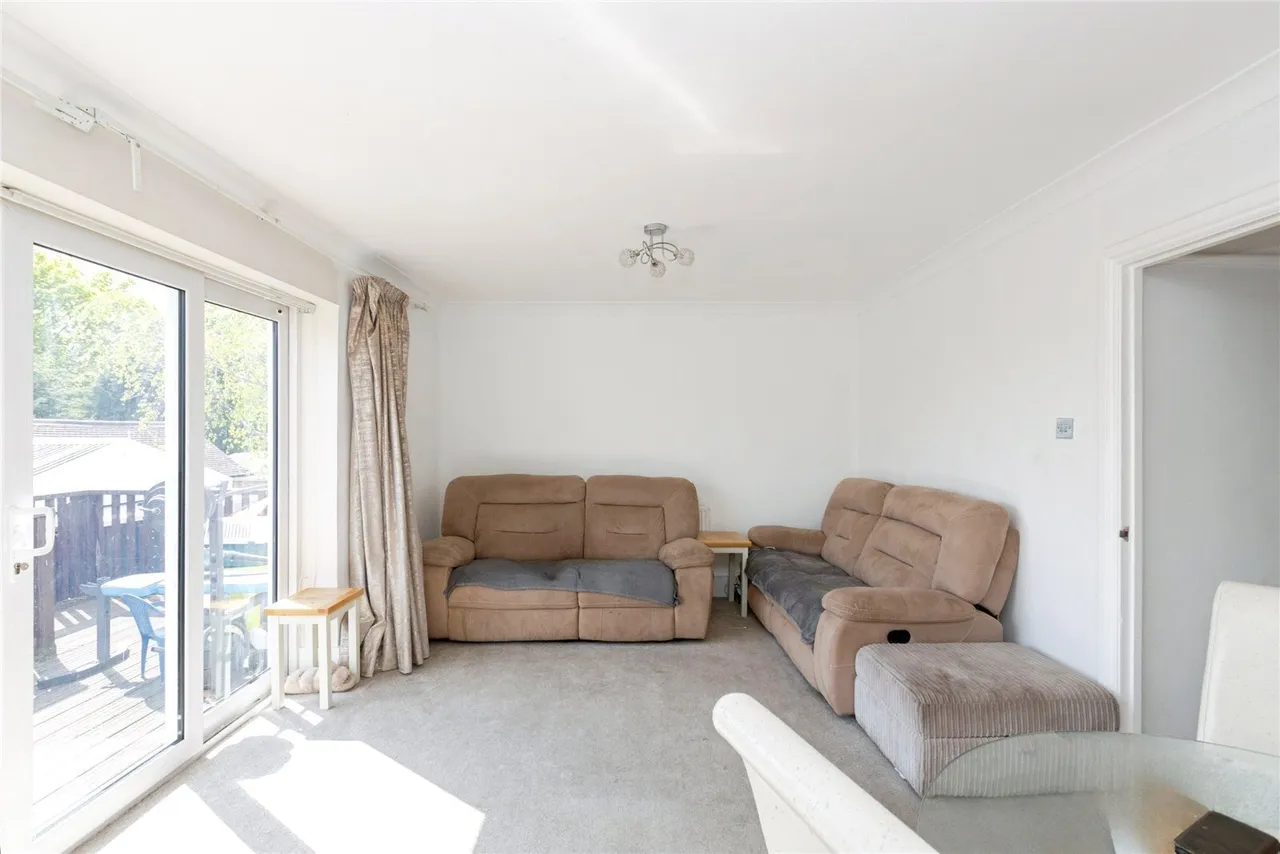 Penhurst Road, Ilford, IG6, photo 2