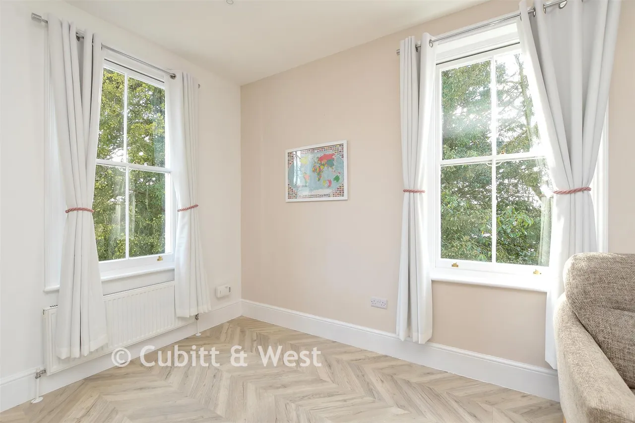 Wray Park Road, Reigate, RH2, photo 8