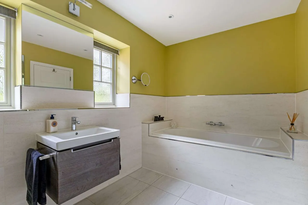 Vawser Crescent, Peterborough, Cambridgeshire, PE3 6FU, photo 12