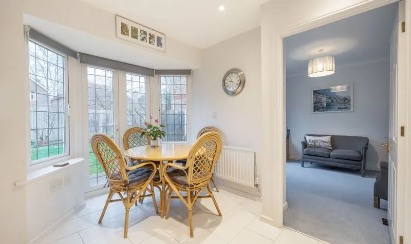 Nelson Walk, Epsom, KT19, photo 9