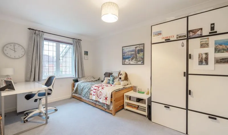 Nelson Walk, Epsom, KT19, photo 19