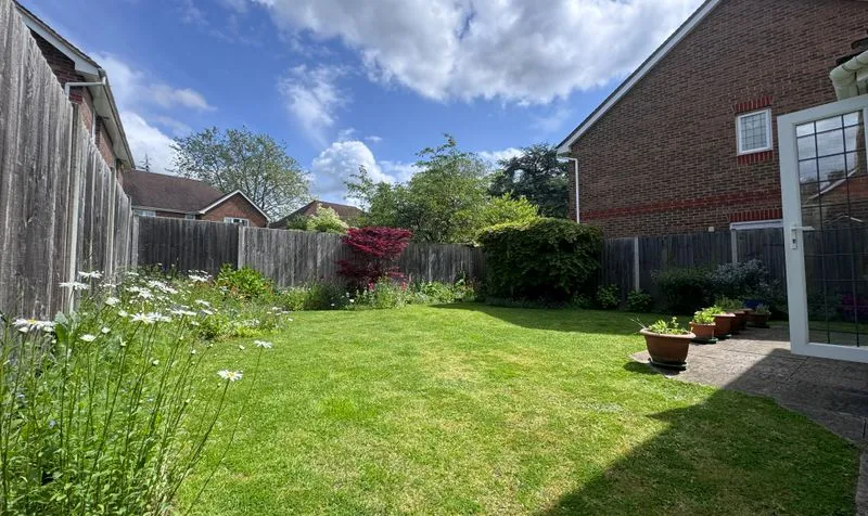 Nelson Walk, Epsom, KT19, photo 3