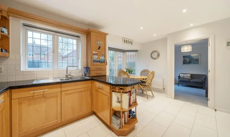 Nelson Walk, Epsom, KT19, photo 2