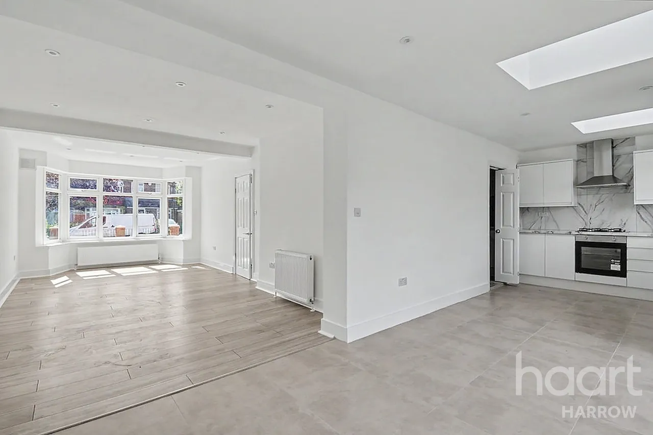 Kynance Gardens, Stanmore, HA7, photo 6